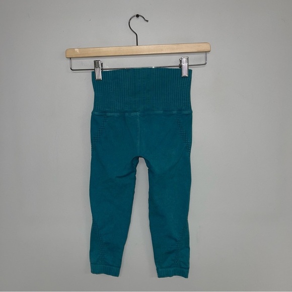 FP Movement Leggings Size XS/S Turquoise Rib‎ Stretch High-Rise Good Karma Crop - Picture 10 of 14